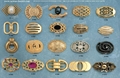 Metal buckle mold opening