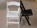 R-FD-C01 White Resin Folding Wedding Chair