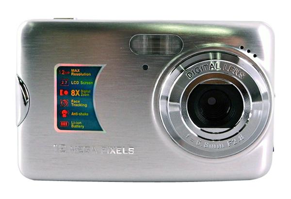 12 MP digital camera with 2.7'' TFT display 8x digital zoom lithium battery 3