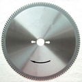 TCT Circular Saw Blades for cutting wood. Fine & smooth cross cut