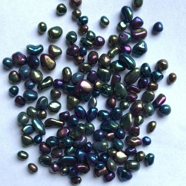 black iridescent glass beads