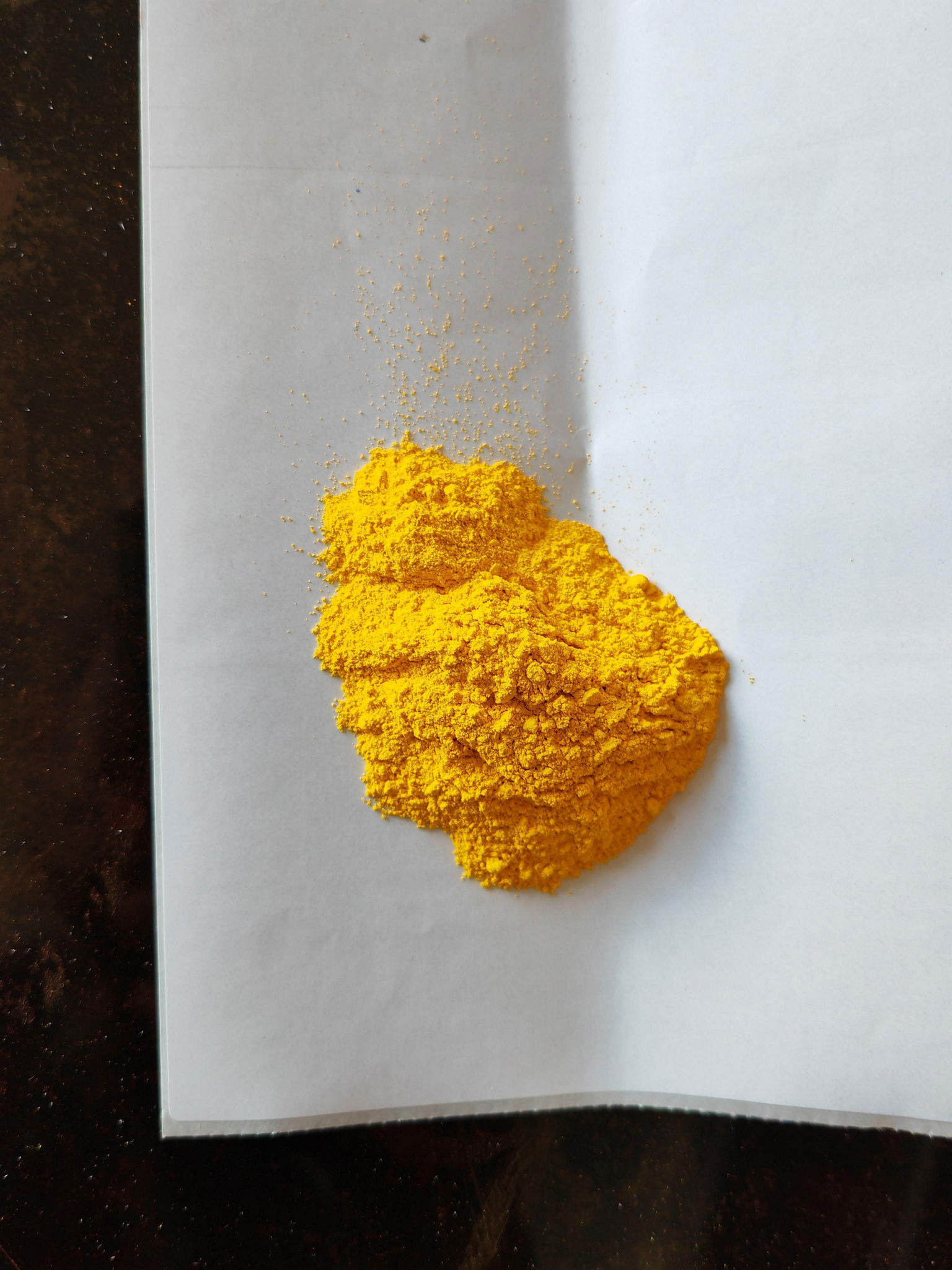 Pigment Yellow 12 3