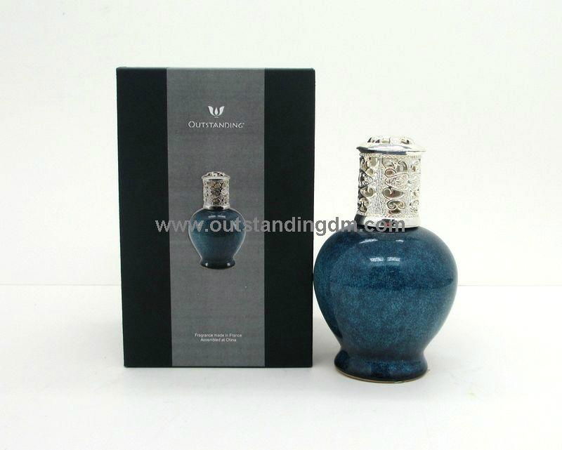 blue ceramic bottle with bayonet cap