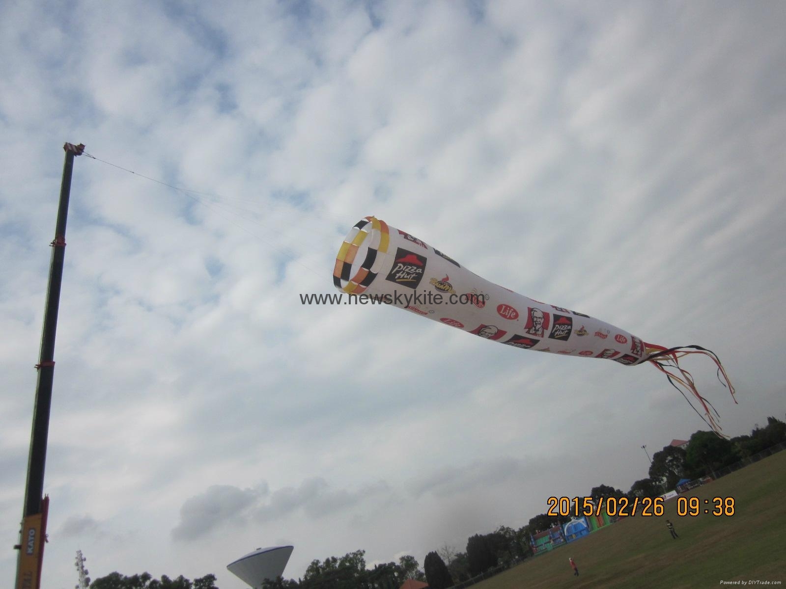 Rotating tube kite for promotion