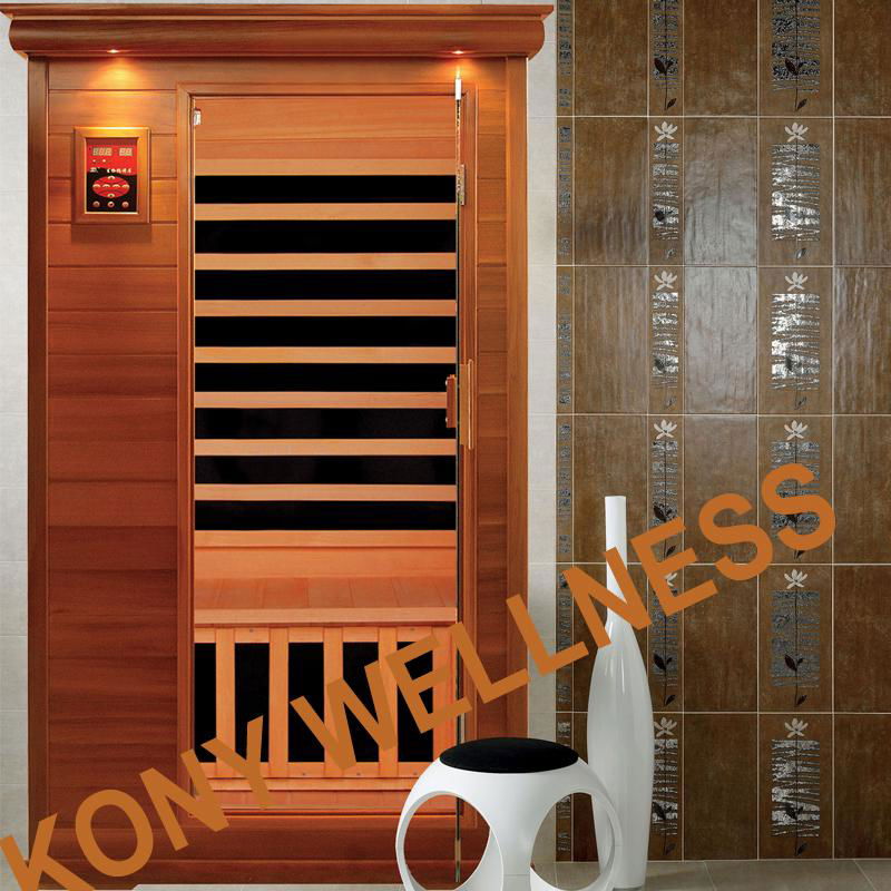 cedar sauna room,1 person