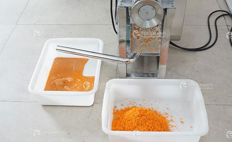 Vegetable and Fruit Juicing Machine Apple Juicer Carrot Juice Making Machine  4