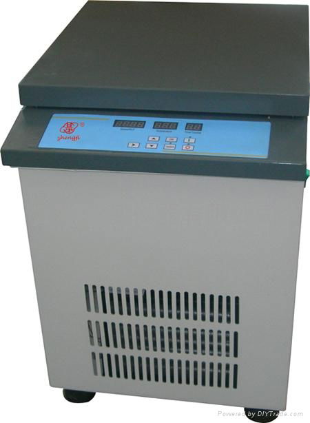 refrigerated centrifuge