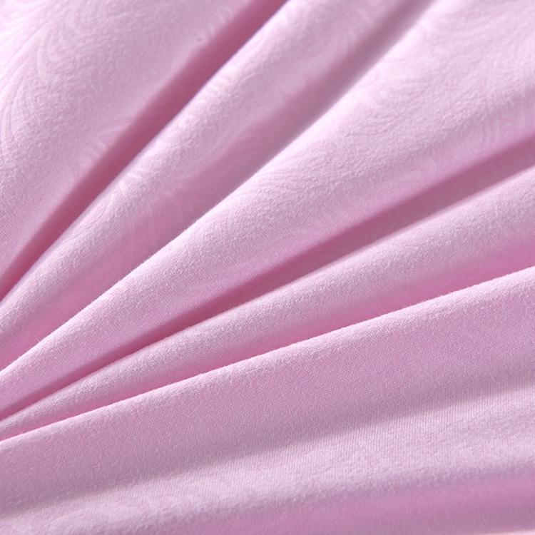 Feminine  Modern Design Comforter Polyester Filling Pink Winter Comforter 4