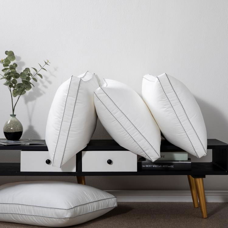 Geometric Luxuriating Decorative Living Room Cushion Supplier Sofa Pillow