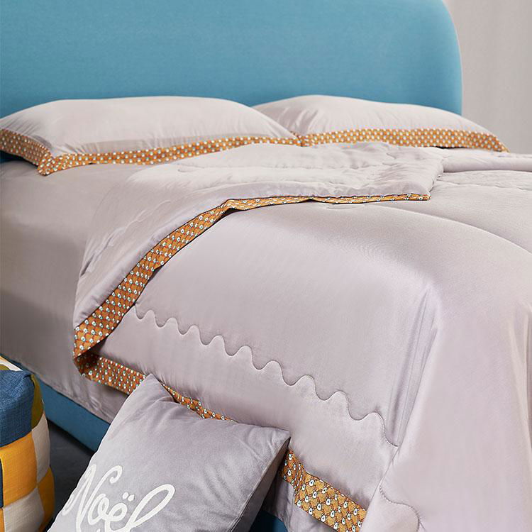 Five-Star Hotel Keep Warm Comforter Sets Bedding Queen Comforter Bedding Set  4