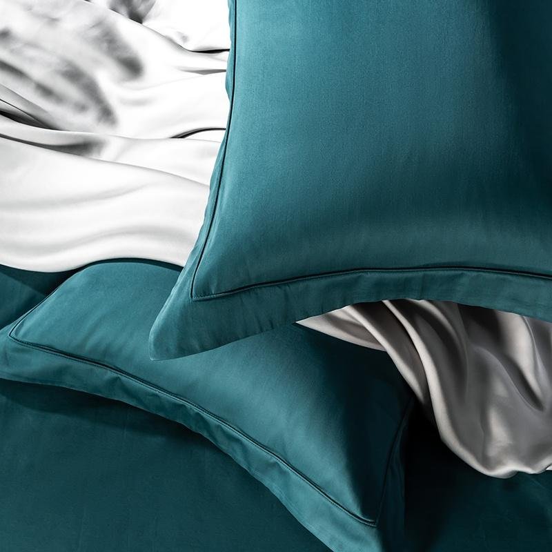 Household Cloud Like Antibacteria King Size Durable Luxury Comforter Bedding Set 2
