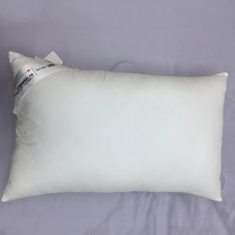 Luxury Pillow Wholesale Customization Hypoallergenic Germproof  Sleeping Pillow 4