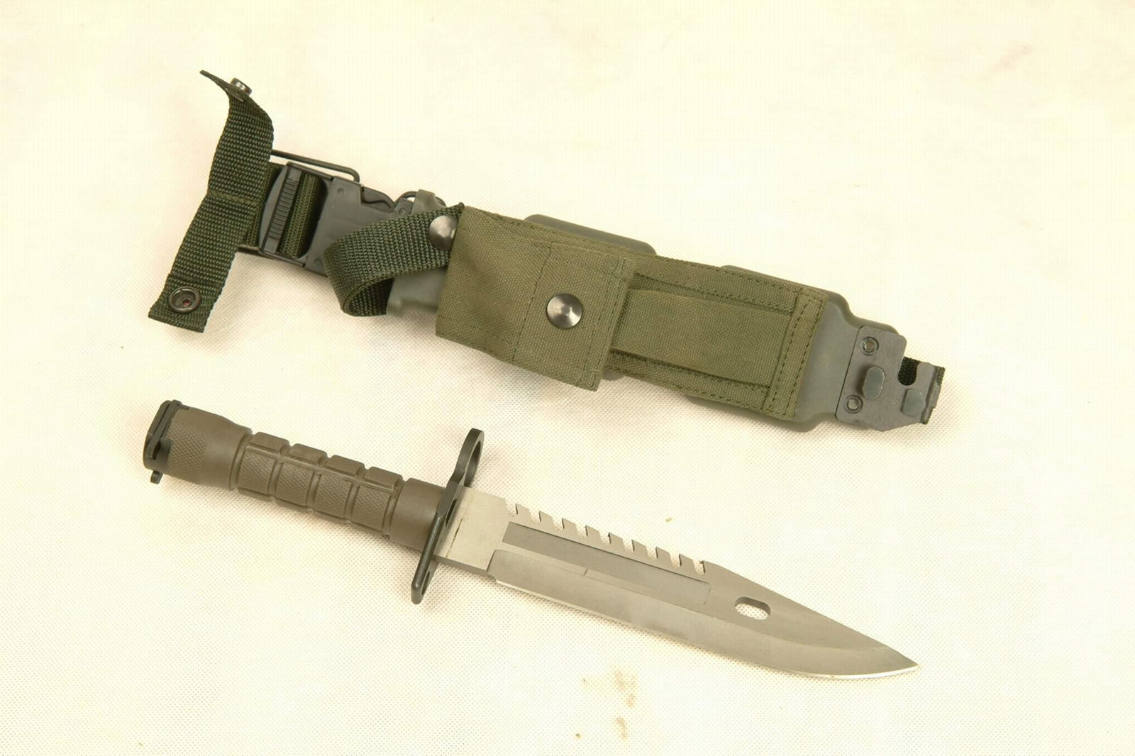 m9 Multifunctional Hunting Knife dagger FM9,M9.M7,D8.0A