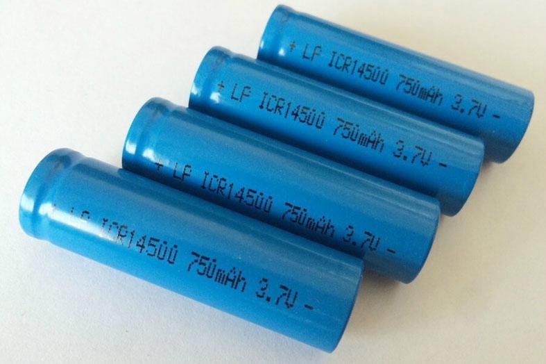 手电筒3.7V14500可充锂电池750MAH圆柱锂离子电池  2