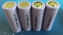 17500 3.7V 1100MAH