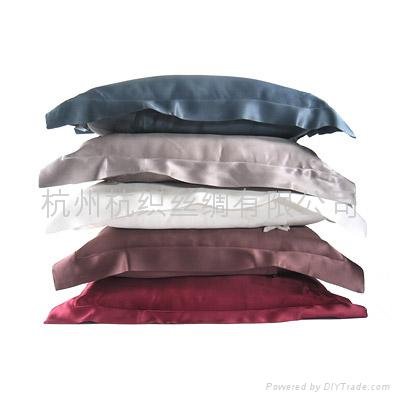 Silk Pillow 4