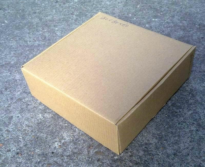 瓦楞纸盒