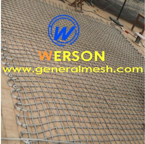 Zoo mesh cage