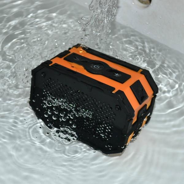 Power bank waterproof mini speaker  IPX7,mp3 player pool sea 3