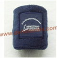 Unsex Fashionable Wrister with woven badge logo 3