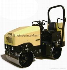 730kgs Ride-on Double-drum Reversible Vibratory Road Roller RDRR730