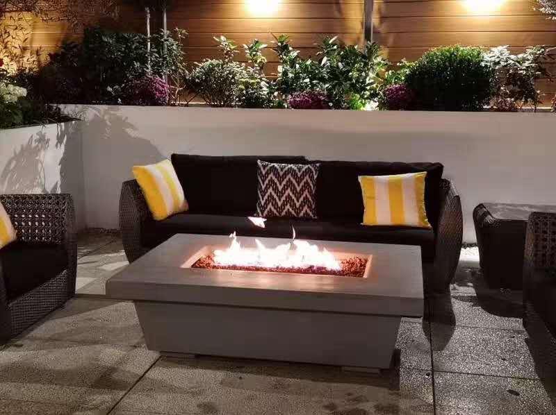 Outdoor Intelligent low heat real fire fireplace