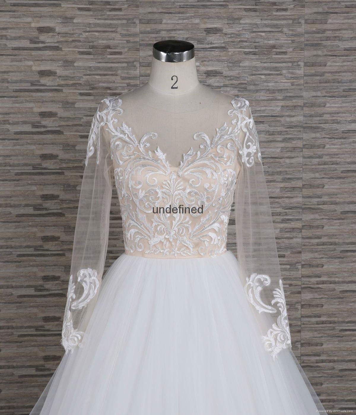 Goreous france lace A-line wedding dress with long  sleeve 2