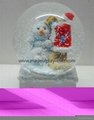 High quality Christmas snow globe with music base