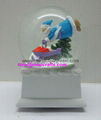 Polyresin Christmas snow ball with music base 5