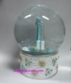 Polyresin water globe with picture
