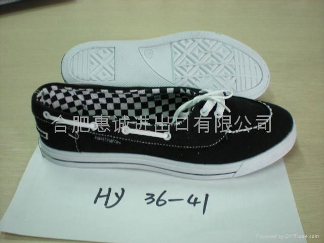 CANVAS SHOES 2