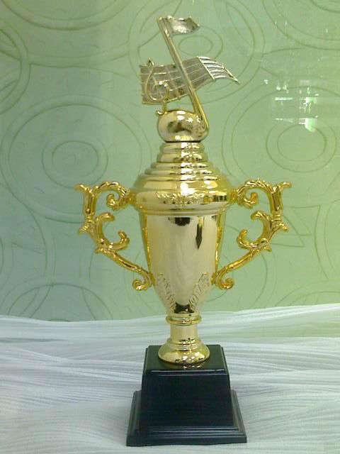 TROPHY CUP 5