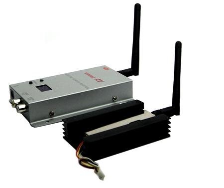wireless transmitter and receiver QLM-1215-1500A1