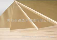 Wood-plastic construction template equipment