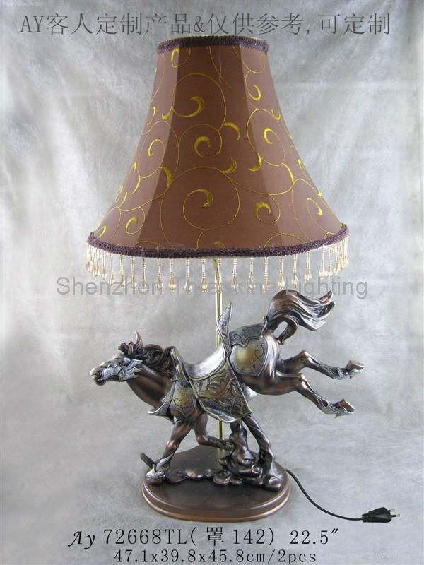 Gallop modeling resin table lamp 3