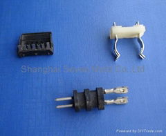 plastic injection molded part with metal brass insert