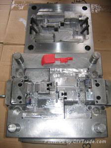 plastic injection mold