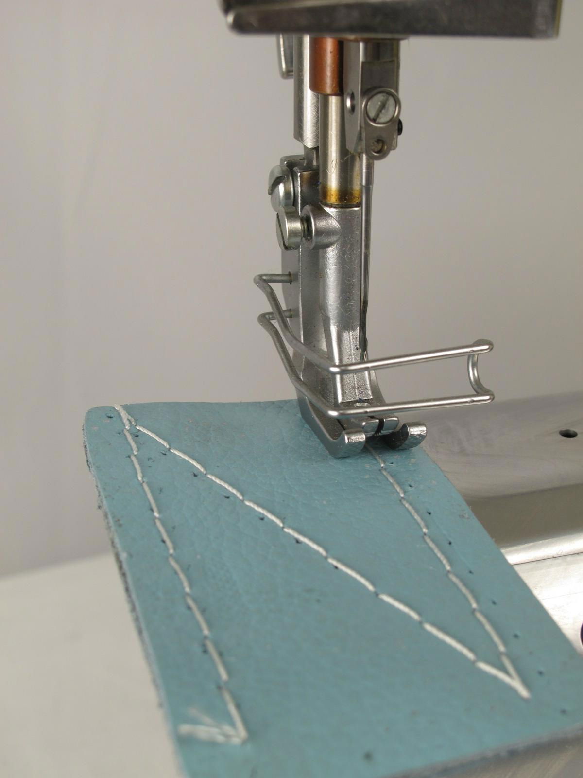Single-needle Cylinder Bed Lockstitch Industrial Sewing Machine 2