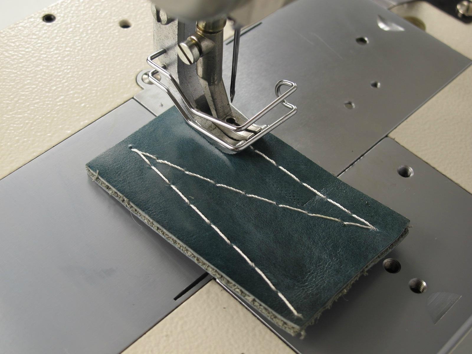 Lockstitch Industrial Sewing Machine 2