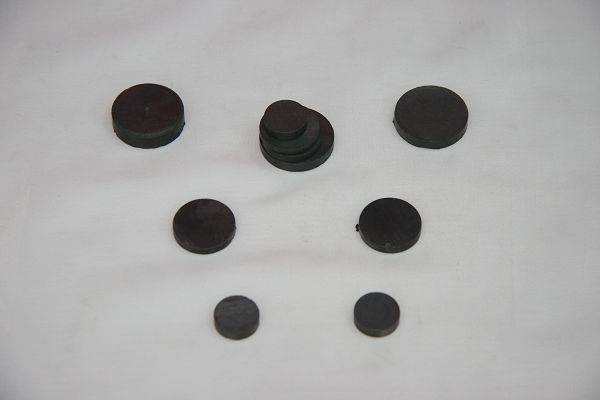 Ceramic circular magnet