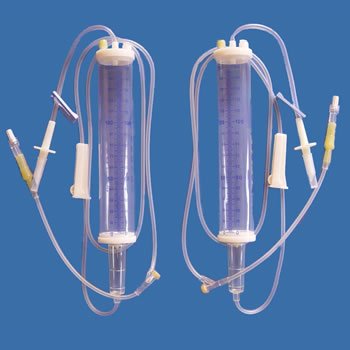 DISPOSABLE INFUSION SET WITH BURETTE