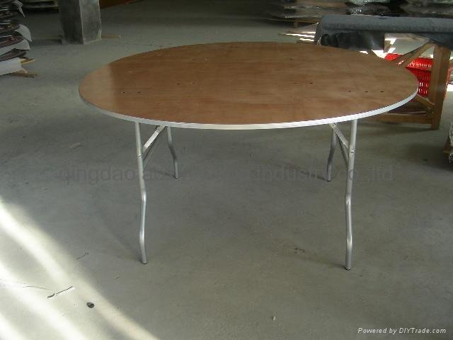 banquet table with aluminium edge 2
