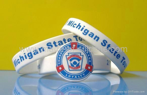 Silk Screened Silicone Wristbands 2