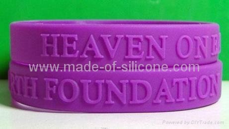 12 mm Embossed Silicone Wristbands  5