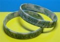 Camouflage Color Deboosed Silicone Wristband  4