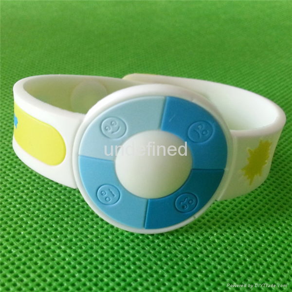 UV Test  Soft  PVC Rubber Bracelets 4