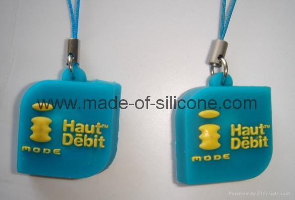 2D/3D silicone keychain 2