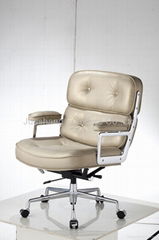  Soft Pad swivel lobby chair 