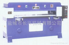 FOUR-PILLARED SMOOTH HYDRAULIC PRESSURE POWERED CUTTING MACHINE