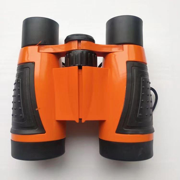 BINOCULARS 4